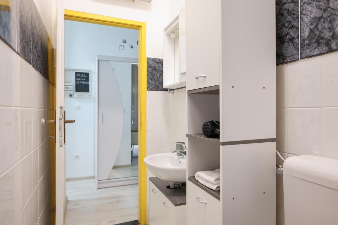 Cozy Studio Cvita Zadar Bagian luar foto